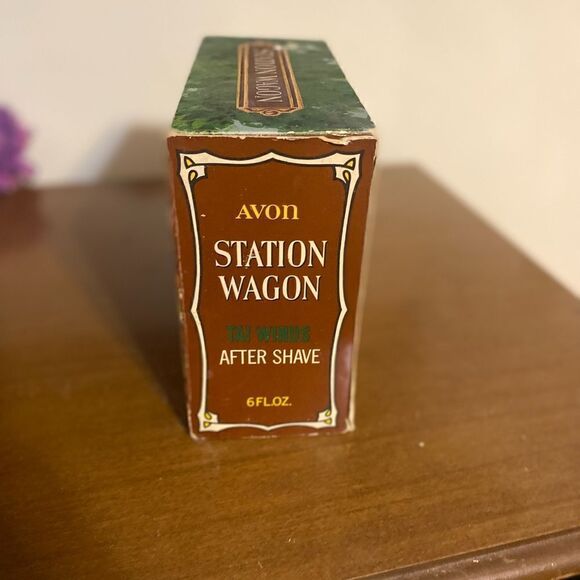 Vintage Avon 1923 Station wagon empty bottle with box - Picture 7 of 11